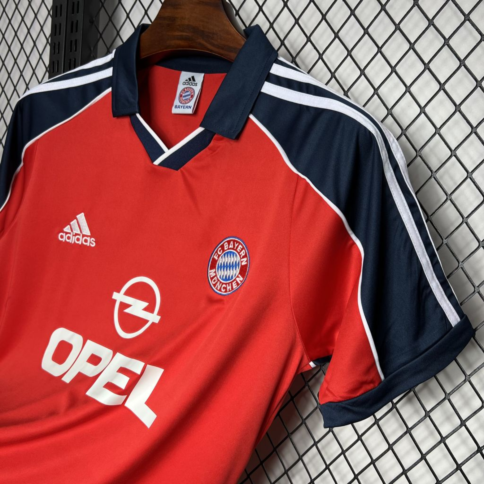 Bayern Munich Home Shirt 2000/01