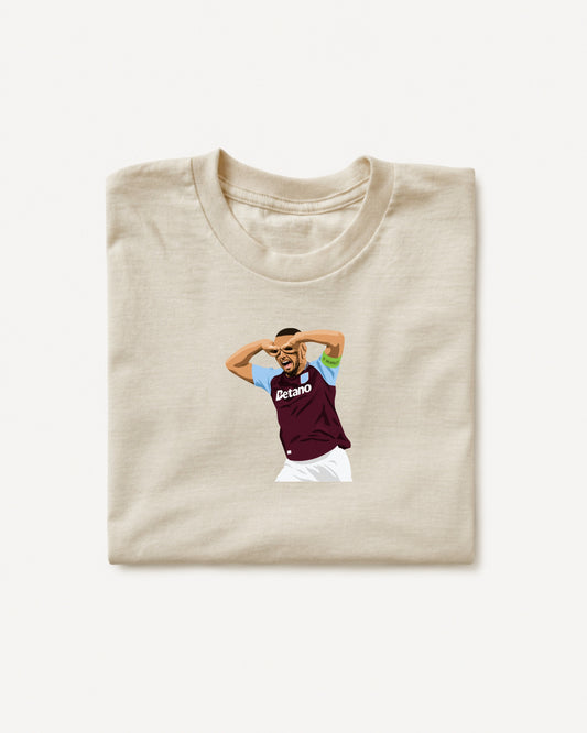Aston Villa - McGinn  T-Shirt